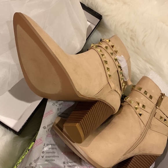 Cape Robbin Studded Boots - Picture 5 of 7